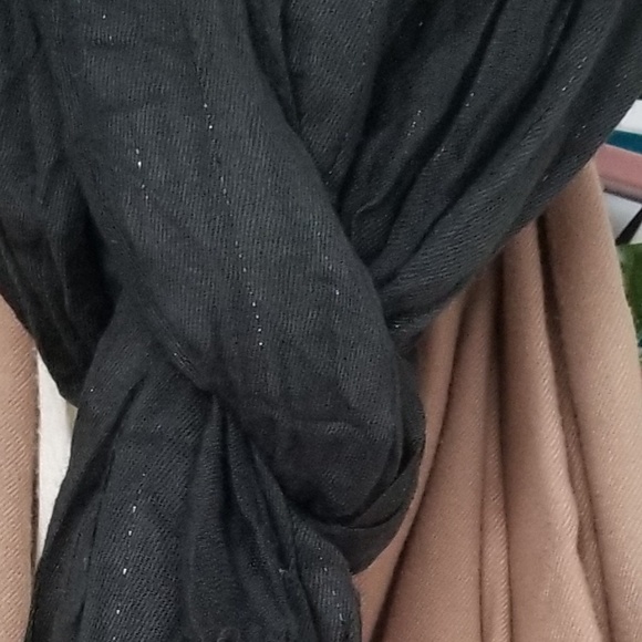 LAST CALL - Black Wool Blend Scarf with Sparkly Threads - Picture 4 of 4